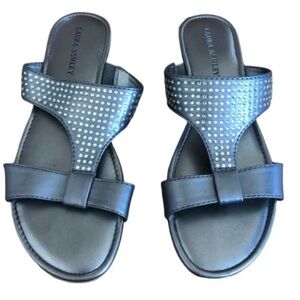 Laura Ashley Silver Sandals With Rhinestone Bling Size 8.5